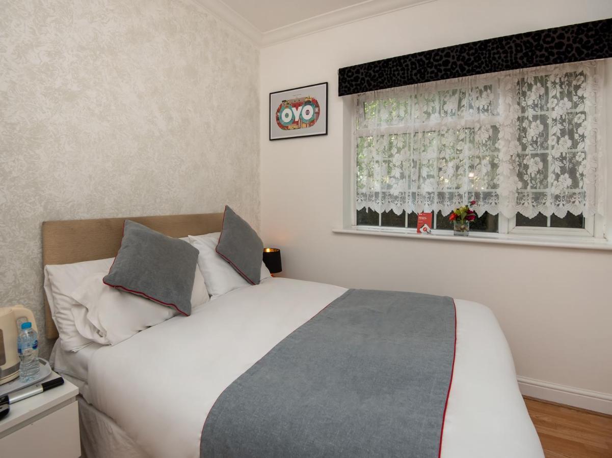 ווינדזור Oyo Vale Lodge מראה חיצוני תמונה