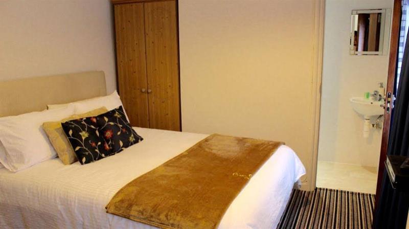 ווינדזור Oyo Vale Lodge מראה חיצוני תמונה