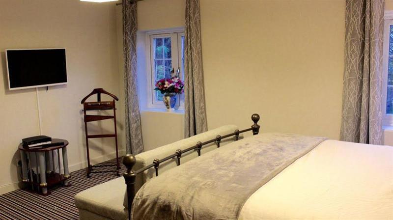 ווינדזור Oyo Vale Lodge מראה חיצוני תמונה